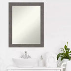 Specchio da parete per bagno con cornice stretta grigio rustico a listelli non smussati 22" x 28"