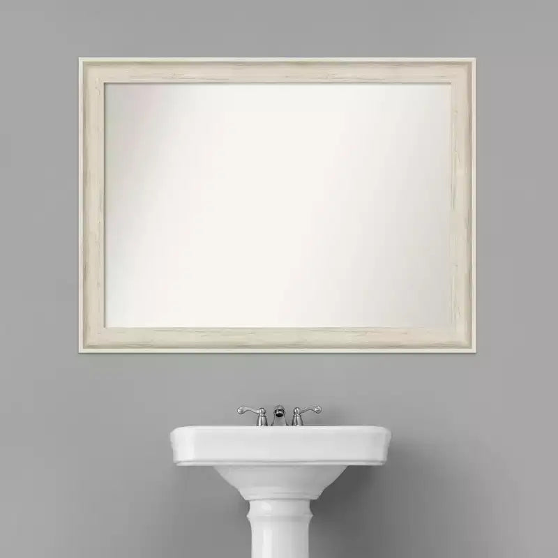 Specchio da parete per bagno 43" x 32" con cornice crema Regal Birch senza smussatura
