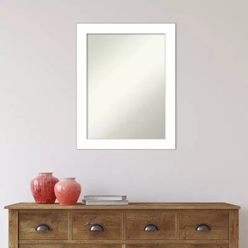 Specchio da parete per bagno con cornice bianca a zeppa senza smussature, 55,88 x 71,12 cm