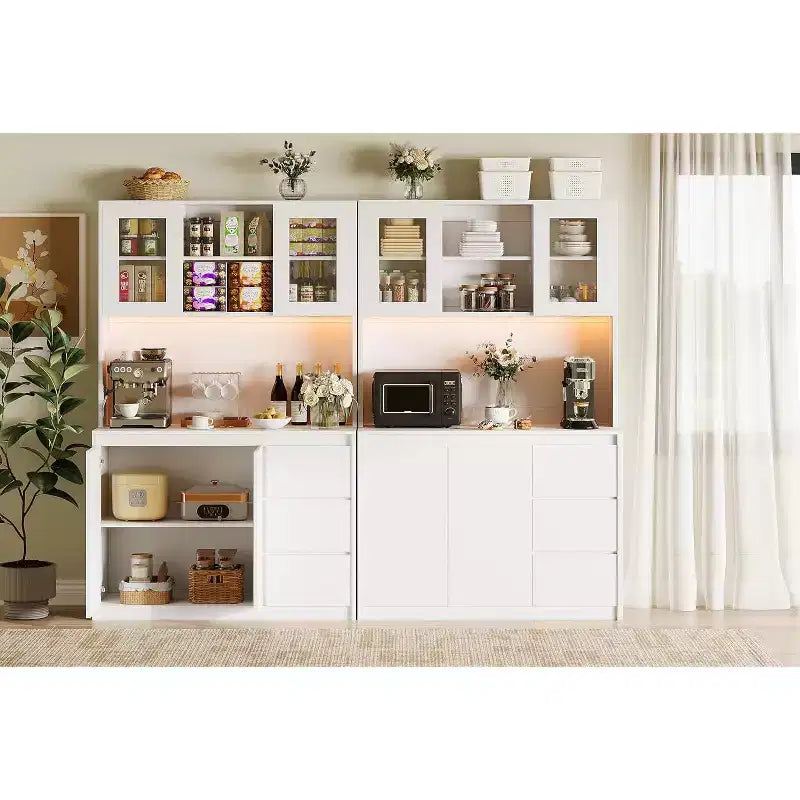 Dispensa da cucina alta 180 cm, credenza da cucina con luci a LED e prese di corrente, porta microonde, anta in vetro, ripiani regolabili, design senza maniglie