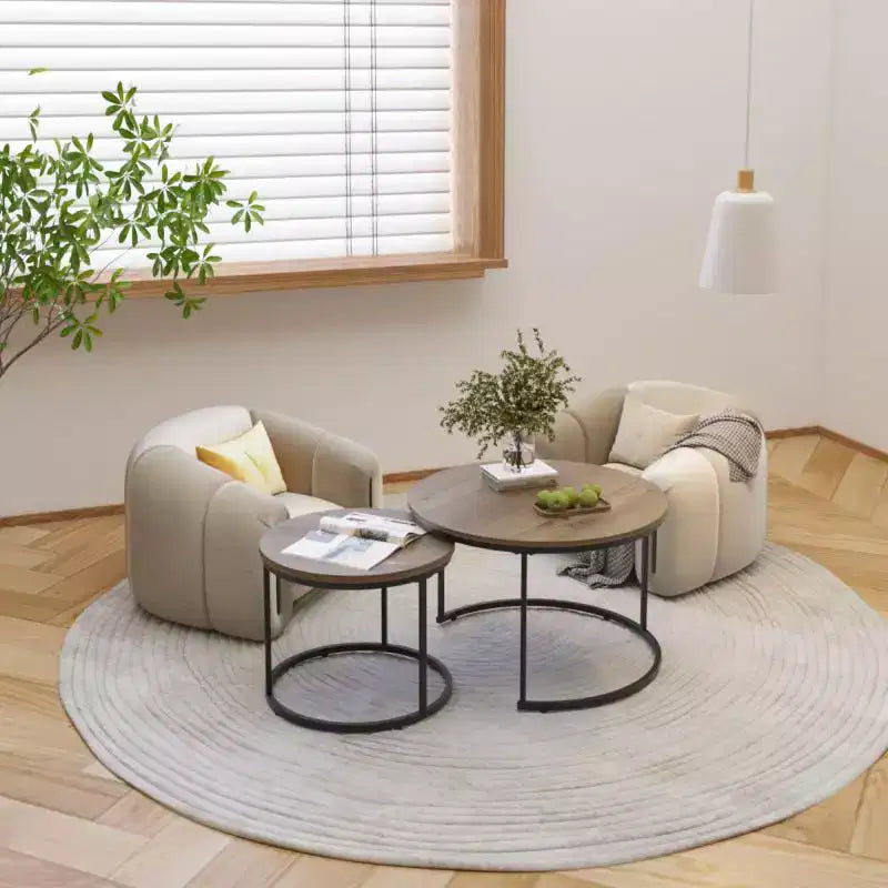 Tavolini da caffè impilabili, set da 2, tavolino rotondo da 70 cm con piano in legno effetto marmo e robusta struttura in metallo, tavolini laterali