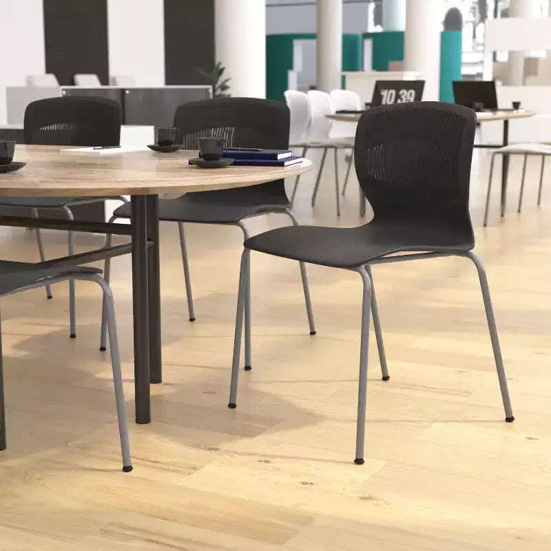 Set di 5 sedie impilabili ergonomiche in polipropilene per carichi pesanti con supporto lombare – Capacità 350 kg