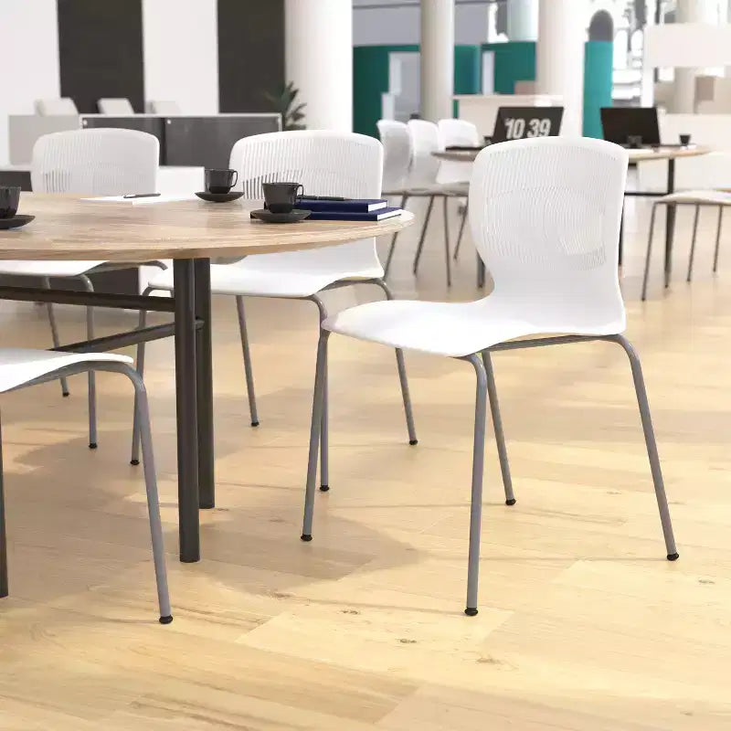 Set di 5 sedie impilabili ergonomiche in polipropilene per carichi pesanti con supporto lombare – Capacità 350 kg